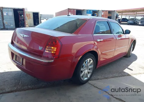 2007 Chrysler 300C из США, поврежденный, VIN 2C3KA63H27H705032